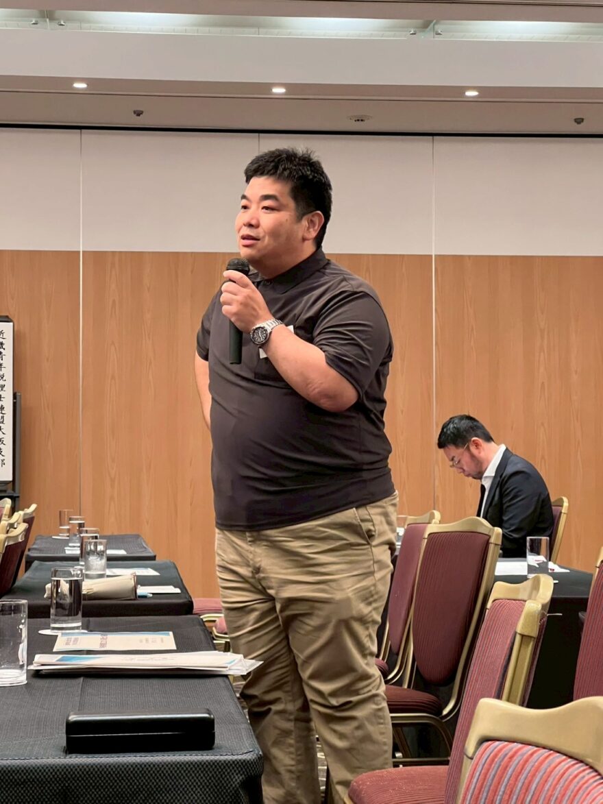 活発な総会質問