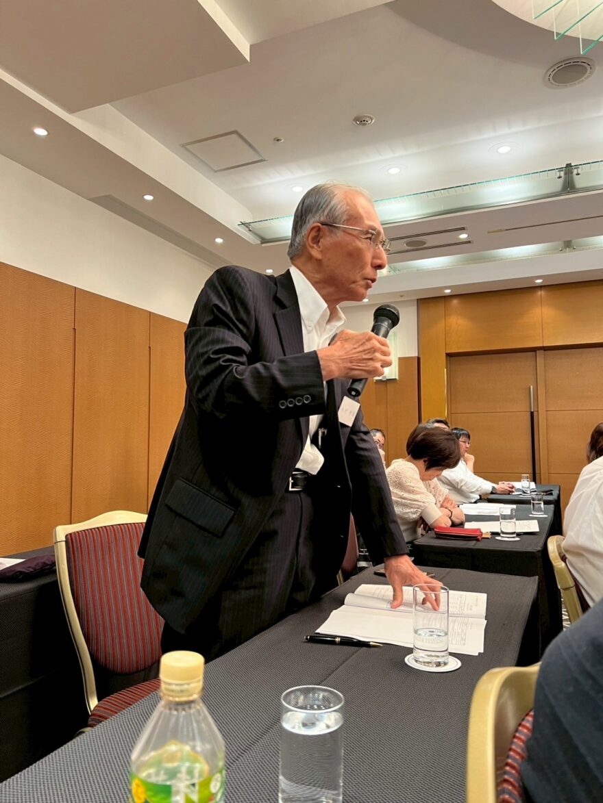 活発な総会質問